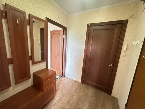 Продается 1.кв. в Калининском р-не, ул.черкасова Донецк