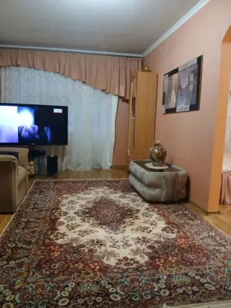 Сдам 2к квартиру центр р-н "Династии" Луганск