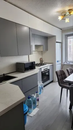 Продается 3 к. кв. в Киевском р-не, ул. Тренева. Донецк