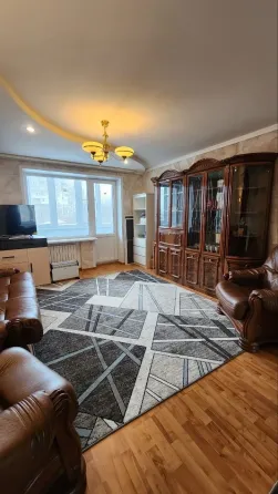 Продается 3 к. кв. в Киевском р-не, ул. Тренева. Донецк