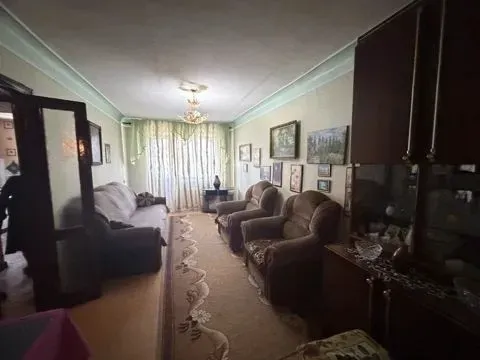 Продам двухкомнатную квартиру в Пролетарском районе. Донецк