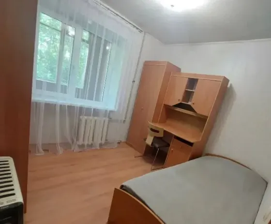 Сдается 4 ком.кв в центре, Ворошиловский район, проспект Дзержинского, Грин Плаза. Донецк