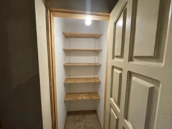 Продается 2-комнатная квартира в Приморском районе Мариуполь