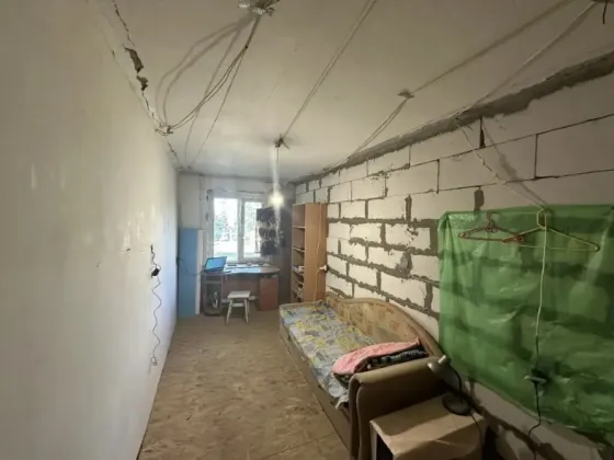 Продается 2-комнатная квартира в Приморском районе Мариуполь