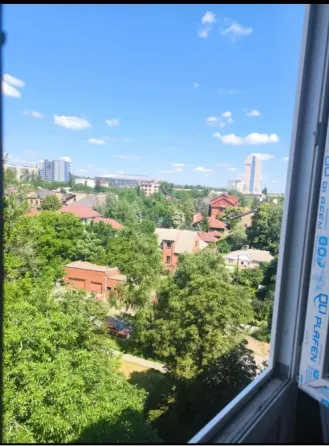 Продается 3-х комн. кв-ра г.Донецк, бульвар Школьный Донецк