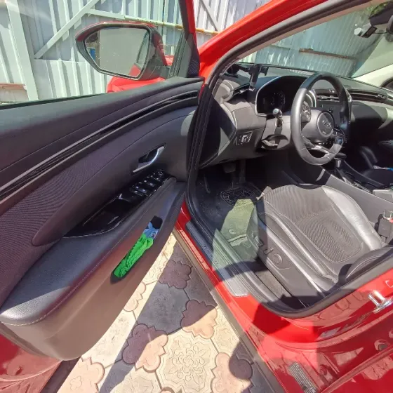 Tucson NX 4 2022 года Зугрэс