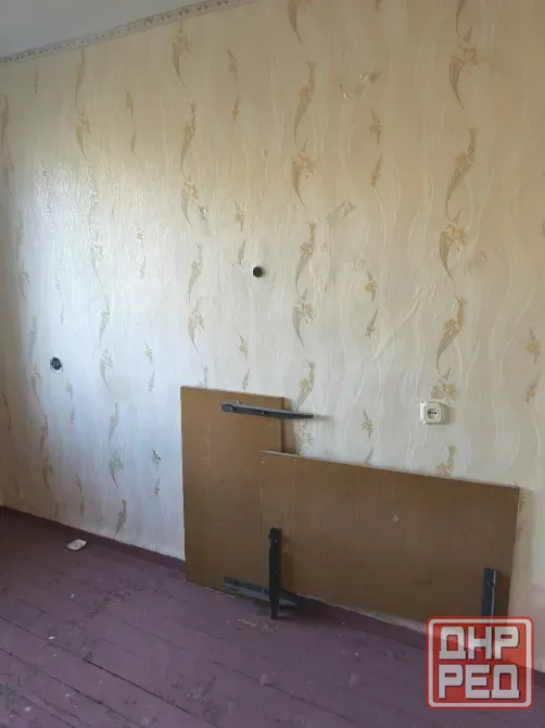 Продам комнату в коммуналке (р-н Гаевого) Луганск - изображение 1