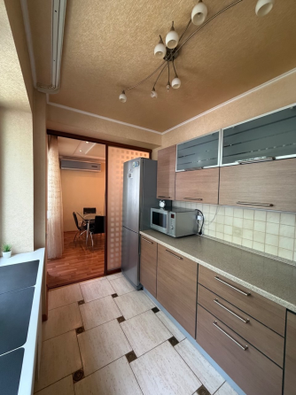 Продажа 3к Шахтерская площадь Донецк
