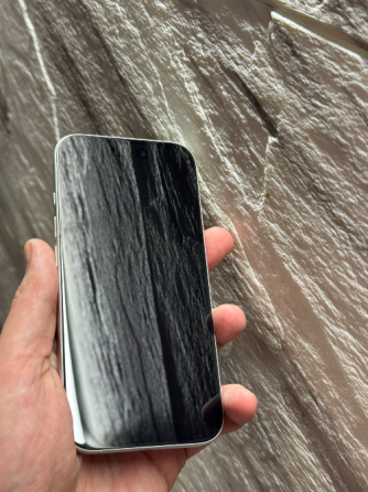 iPhone 16 256 белый Донецк