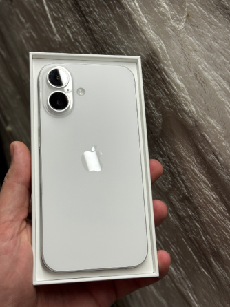 iPhone 16 256 белый Донецк