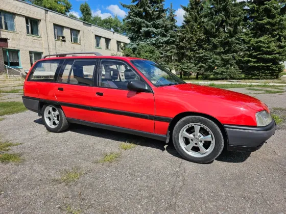Opel Omega A Макеевка