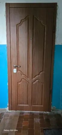 Продам однокомнатную квартиру. Зугрэс