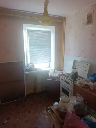Продам 1ком Прожекторная 10 Донецк