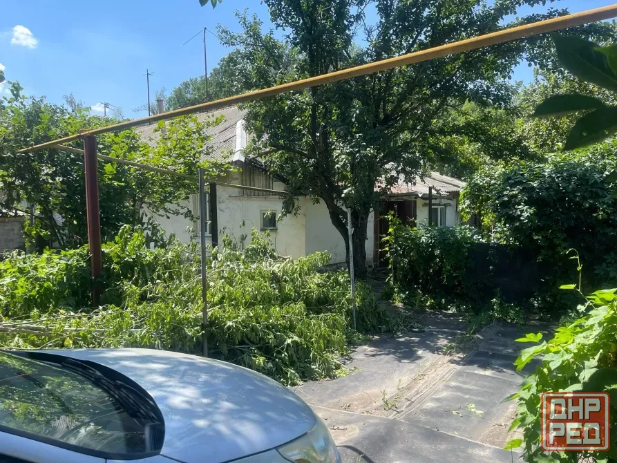 Продам 2 ком. кв-ру на земле Гвардейка, ориентир Орджоникидзе. Макеевка - изображение 1