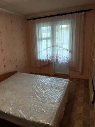 сдам 2 к.кв. ворош.р. челюскинцев -гурова вода 24/7 40000 р. накопитель с насосом бойлер новые. Донецк