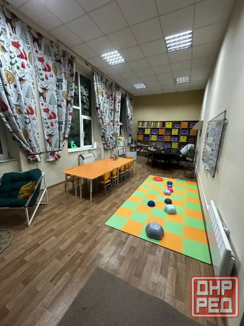 Сдаются уютные офис/ кабинеты в Червоногвардейском районе г. Макеевки Ориентир-кафе Сказка Донецк - изображение 1