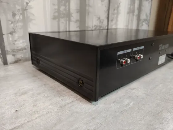 Кассетный магнитофон "Sony" -TC-K555ES Донецк