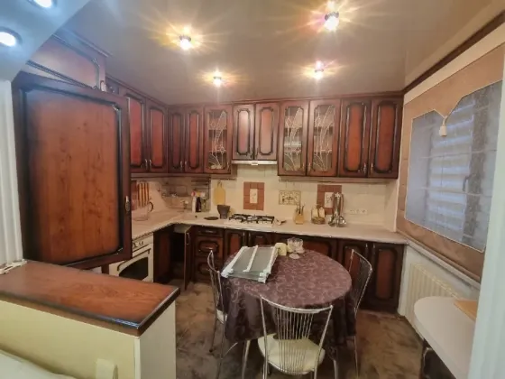 Продам 2 комн Ватутина Донецк