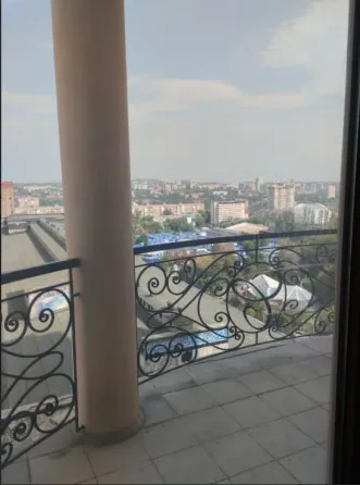 Офисное помещение 263 м.кв,Ворошиловский р-н,Донецк Донецк