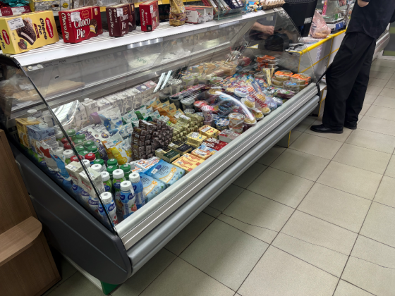 Продам холодильные витрины Донецк