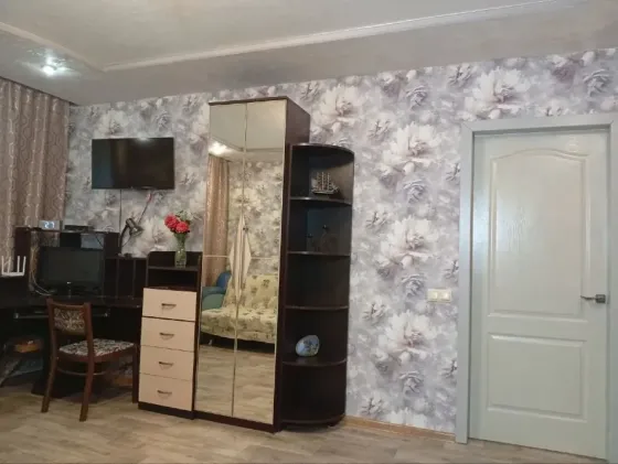 140 м кв Дом+ приватизирована земля. Донецк