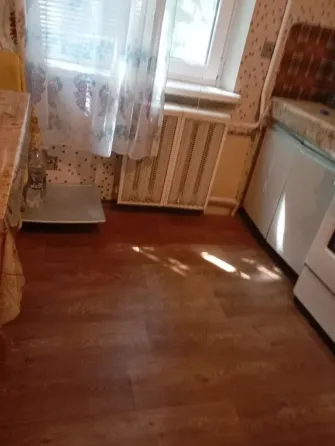 Продаётся 1 комнатная квартира в Кировском районе, Бирюзова. Донецк