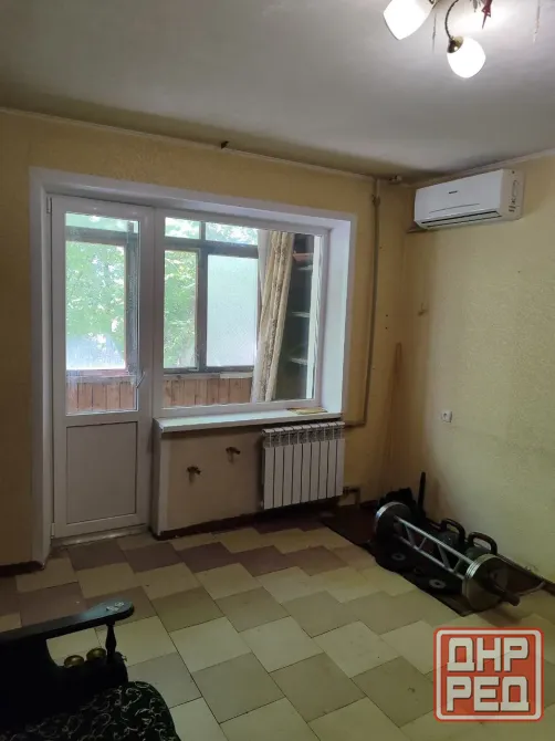 Продаётся 1-ая квартира в Кировском районе, Текстильщик Донецк - изображение 1