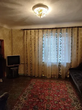Продаётся 3-х комнатная квартира в Кировском районе, Семашко Донецк