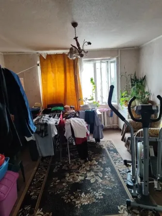 Продаются 2 комнаты в общежитии в Кировском районе, Текстильщик. Донецк