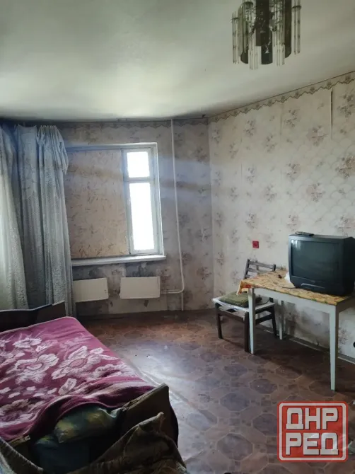 Продаётся 1 комнатная квартира в Кировском районе, Текстильщик Донецк - изображение 1