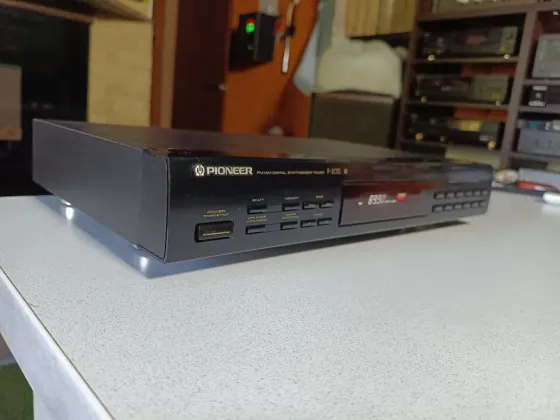 Тюнер Pioneer- F-202L Донецк