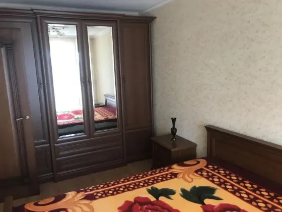 сдам 2х комн. в центре города Донецк