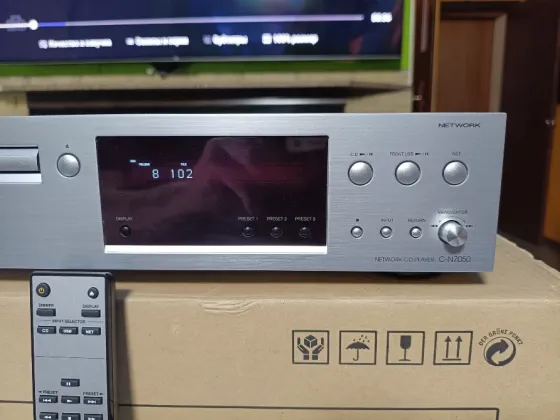 CD и сетевой аудио-плеер Onkyo C-N7050. Донецк