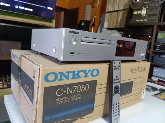 CD и сетевой аудио-плеер Onkyo C-N7050. Донецк