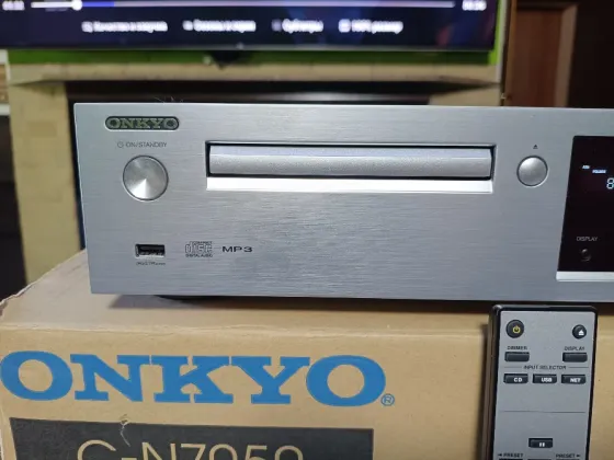 CD и сетевой аудио-плеер Onkyo C-N7050. Донецк