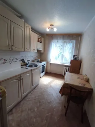 Продается 3 - х комнатная квартира, ориентир жд вокзал, Стоматология Донецк