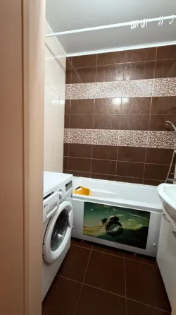 Продам 2-х комнатную квартиру с ремонтом Шахтерск