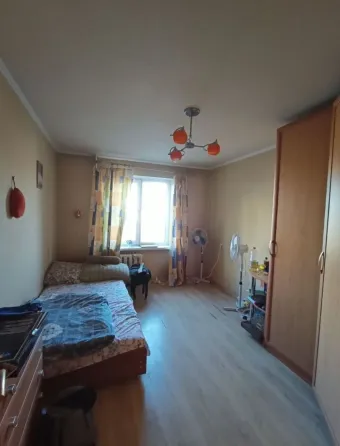Продается 3к.кв. 6/9 Ленинский р-н, Соловки Донецк