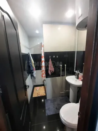 Продам 1к ул. Луначарского Центр Луганск