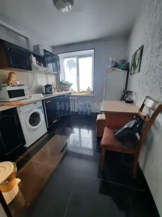 Продам 1к ул. Луначарского Центр Луганск