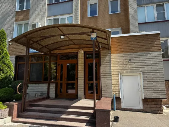 Продаётся 3 - х комнатная квартира, ул. Розы-Люксембург Донецк