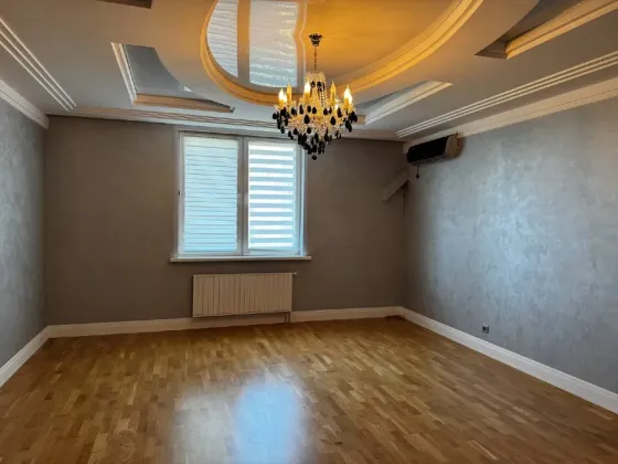 Продаётся 3 - х комнатная квартира, ул. Розы-Люксембург Донецк