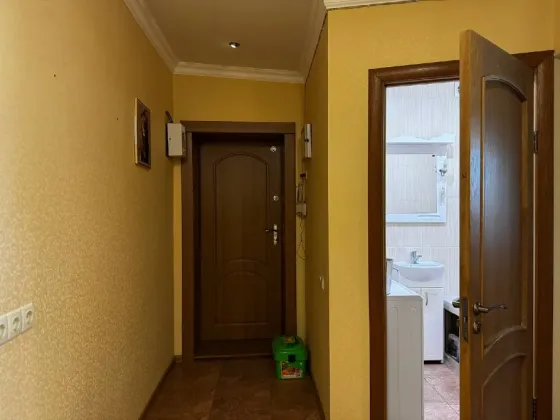 Продается 2 - х комнатная квартира, ул. Буслаева Донецк