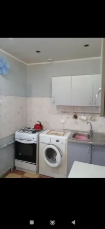 сдам 1 к.кв.ворош.р. челюскинцев пл. ленина 25000 р. все есть. Донецк