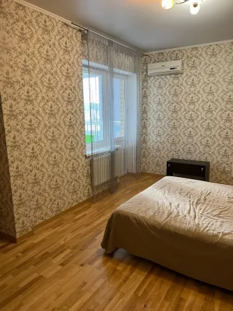 Сдаётся 3-комнатную квартиру, ул. гурова Донецк