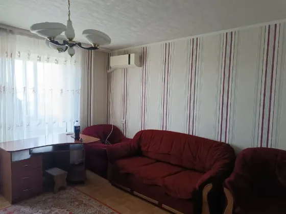 Продажа Трехкомнатной Квартиры, в Куйбышевском районе, Улица Куйбышева 155Б-Вода по графику города Донецк
