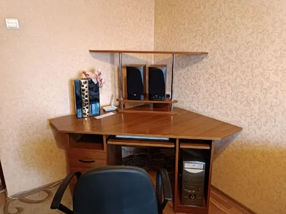 3 комн квартира ленинский, стоматология. отличная, современная Донецк