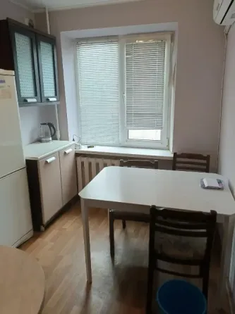 Продам 2 к квартиру в Ленинском районе Донецк