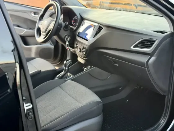 Шикарный Hyundai Solaris Рестайлинг Донецк