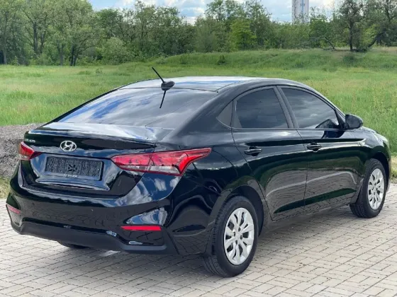 Шикарный Hyundai Solaris Рестайлинг Донецк